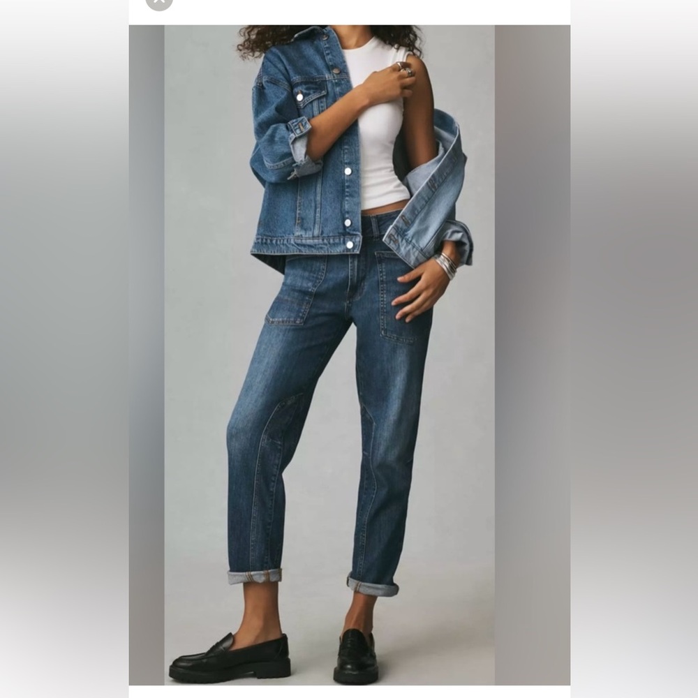 Anthropologie Pilcro Wanderer jeans. Size27 medium washed denim